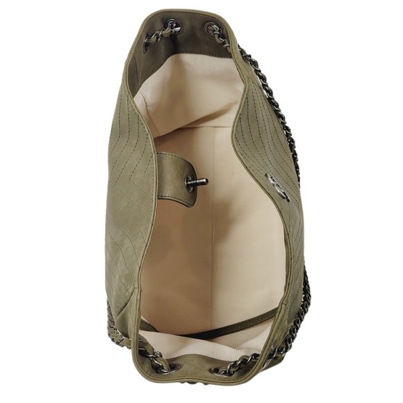 Chanel Green Tote Bag - Picture 10 of 11